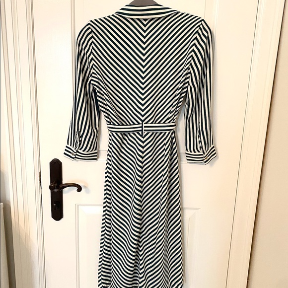 H&M Green & White Striped dress with belt - Picture 3 of 3